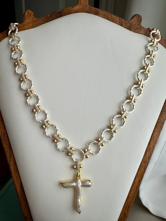 The Faithful Necklace