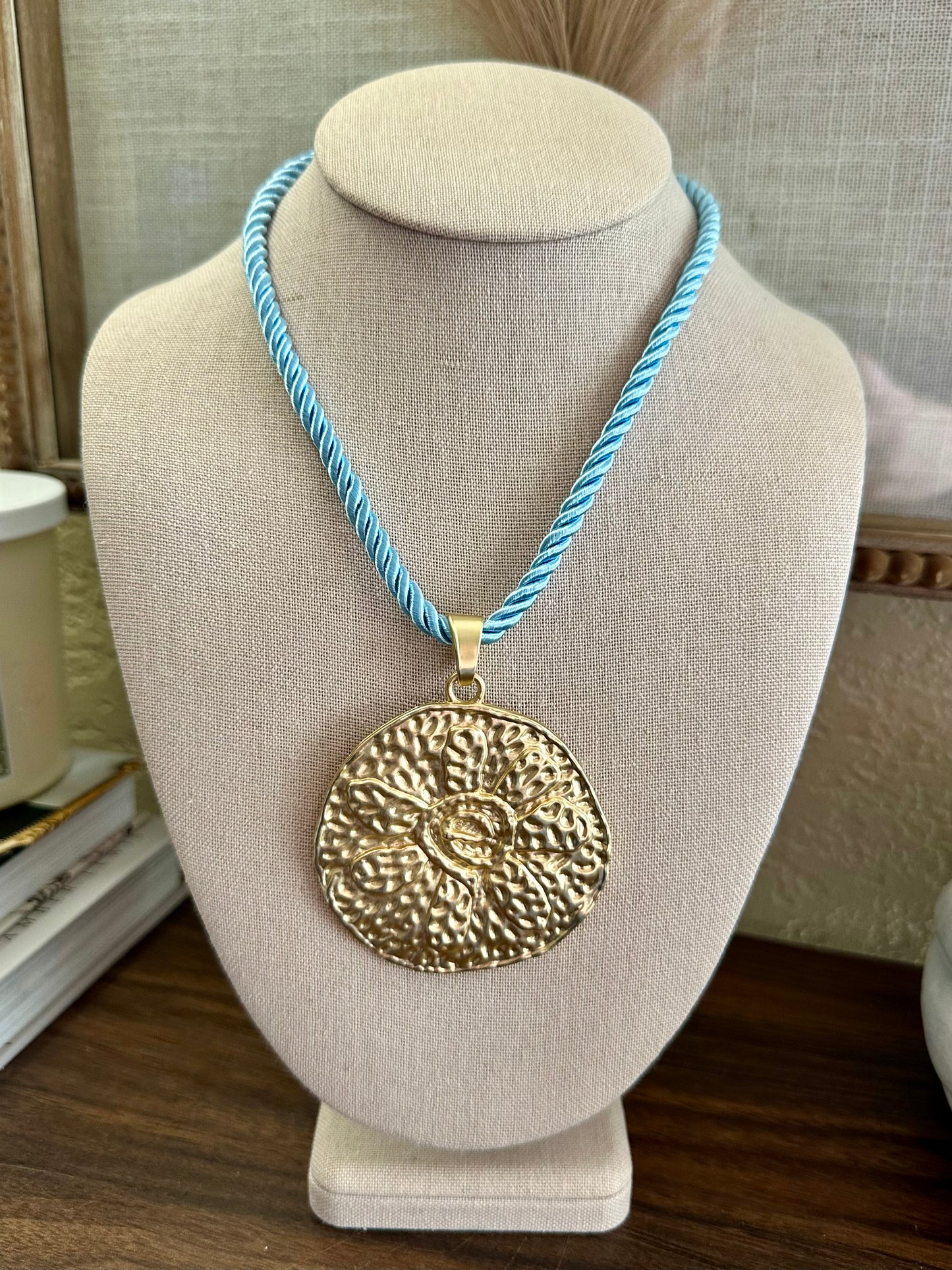 The Cove Necklace