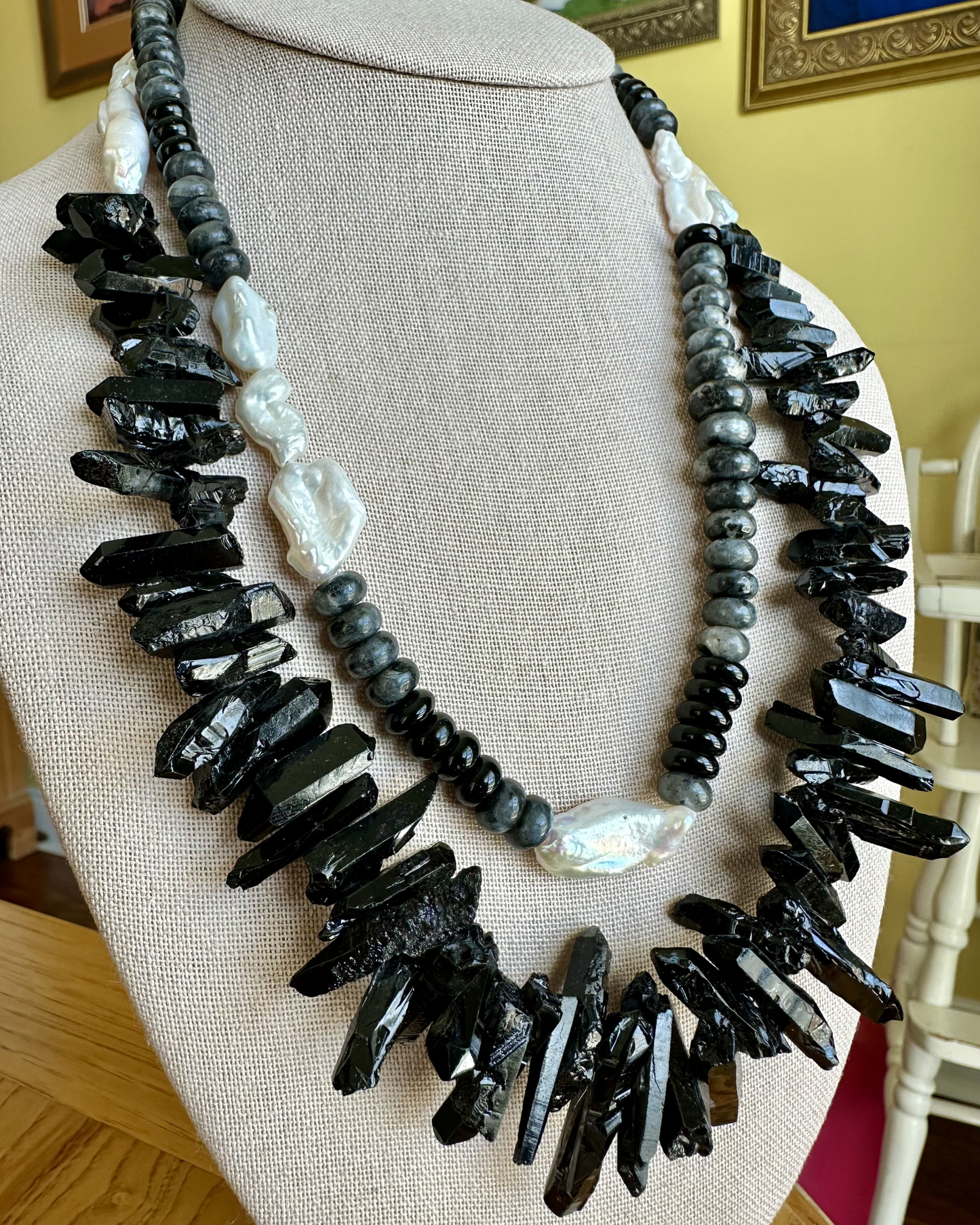 The Raven Necklace