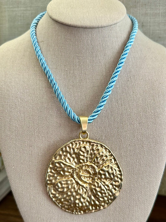 The Cove Necklace